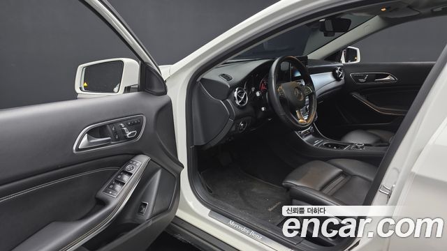 Mercedes-Benz GLA-Class (X156) GLA220 Premium 2019 — фото 10