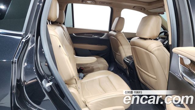 Cadillac XT6 3.6 Sport 2021 — фото 11
