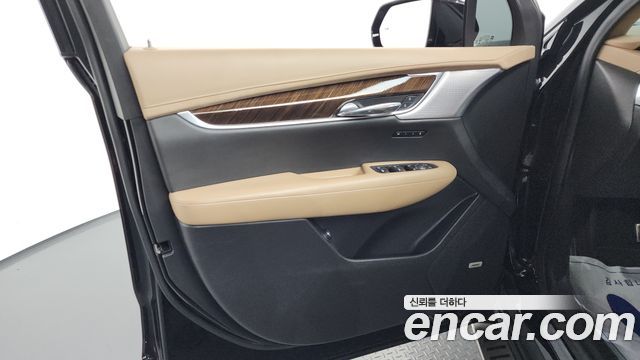 Cadillac XT6 3.6 Sport 2021 — фото 24