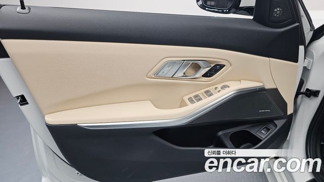 BMW 3 Series (G20) 320i M Sport 2024 — фото 24