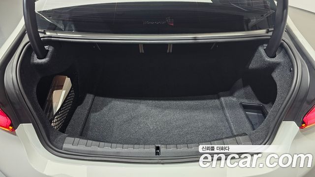 BMW 3 Series (G20) 320i M Sport 2024 — фото 30