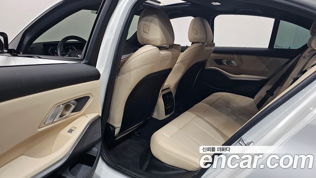 BMW 3 Series (G20) 320i M Sport 2024 — фото 31