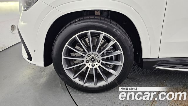 Mercedes-Benz GLE-Class (W167) GLE450 4MATIC 2025 — фото 5
