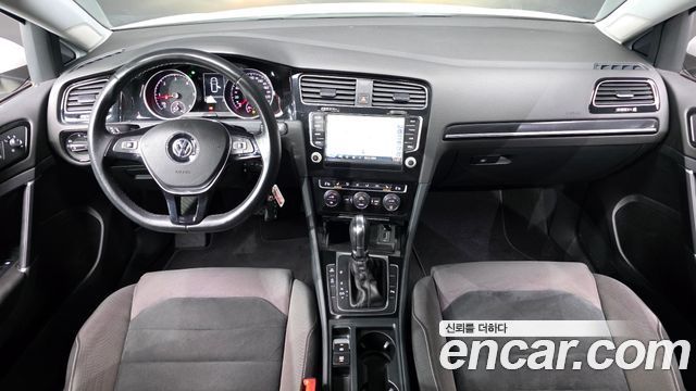 Volkswagen Golf (VII) 2.0 TDI 2016 — фото 7