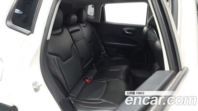 Jeep Compass (II) 2.4 Longitude AWD 2018 — фото 11