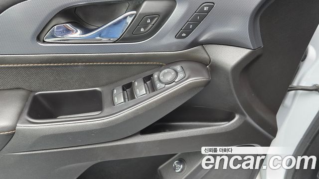 Chevrolet Traverse 3.6 AWD Premier 2020 — фото 14