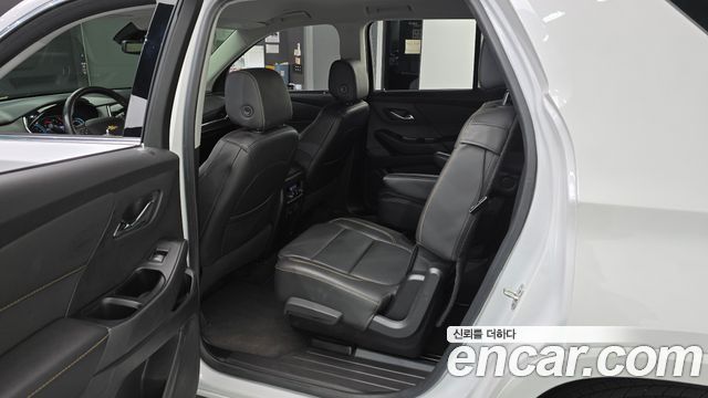 Chevrolet Traverse 3.6 AWD Premier 2020 — фото 26