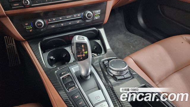 BMW 5 Series (F10) 520d xDrive M Aero Dynamic 2016 — фото 9