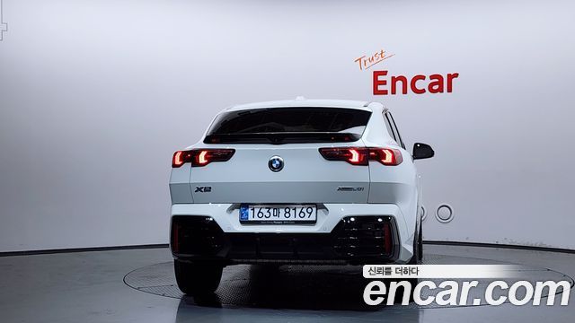 BMW X2 (U10) xDrive 20i M Sport 2024 — фото 4
