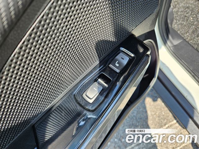 KG Mobility (SsangYong) Tivoli Air 1.5 A3 2WD 2022 — фото 21