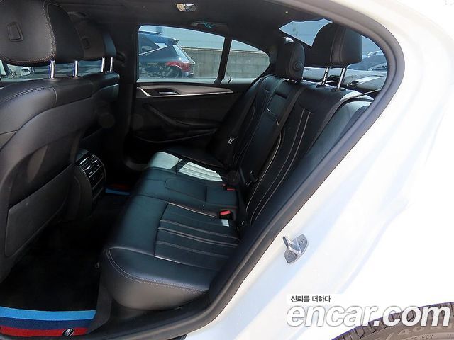 BMW 5 Series (G30) 530i xDrive M Sport Package 2018 — фото 6