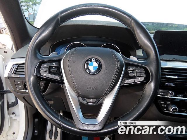 BMW 5 Series (G30) 530i xDrive M Sport Package 2018 — фото 8