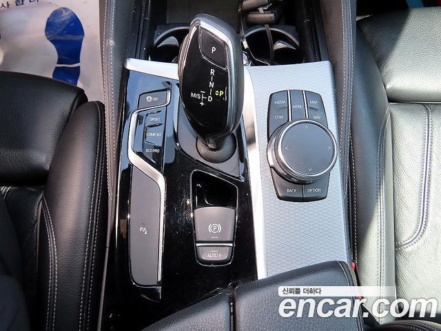 BMW 5 Series (G30) 530i xDrive M Sport Package 2018 — фото 15