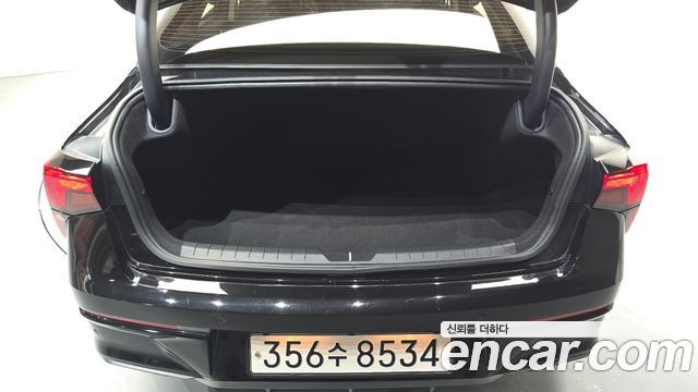 Kia K5 (III) 2.0 Prestige 2024 — фото 20
