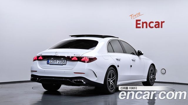 Mercedes-Benz E-Class (W214) E300 4MATIC AMG Line 2025 — фото 2