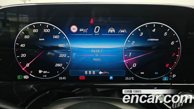 Mercedes-Benz E-Class (W214) E300 4MATIC AMG Line 2025 — фото 8