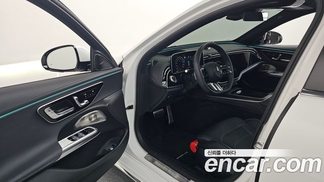 Mercedes-Benz E-Class (W214) E300 4MATIC AMG Line 2025 — фото 10