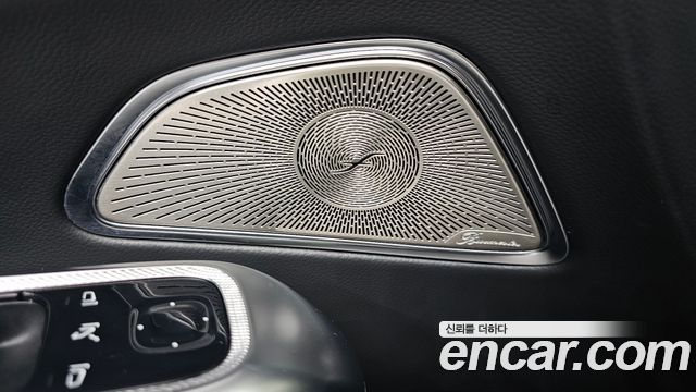 Mercedes-Benz E-Class (W214) E300 4MATIC AMG Line 2025 — фото 32