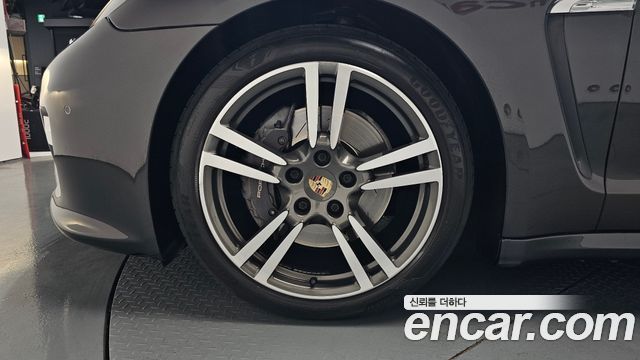 Porsche Panamera 3.6 AWD 970 2012 — фото 5