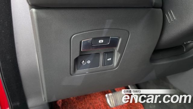 Land Rover Range Rover Velar 5.0 SV AB Autobiography Dynamic 2019 — фото 28