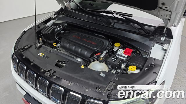 Jeep Compass (II) 2.4 Limitied AWD 2022 — фото 6