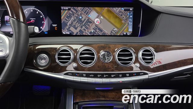Mercedes-Benz S-Class (W222) S560L 4MATIC 2019 — фото 17