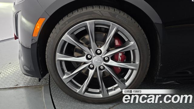 Cadillac CT5 2.0 Sport 2020 — фото 5