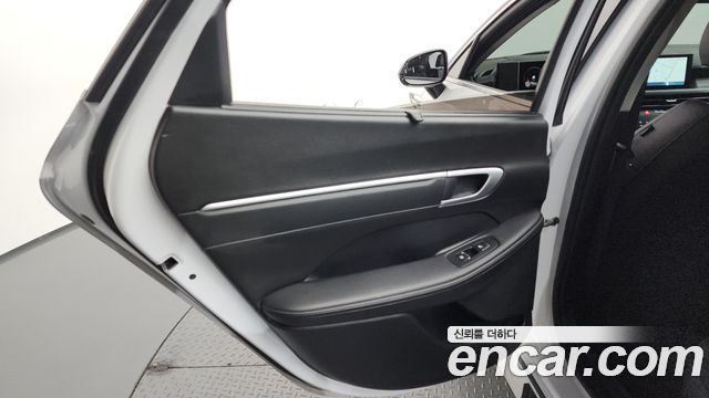 Hyundai Sonata The Edge (DN8) 2.0 Exclusive 2025 — фото 25