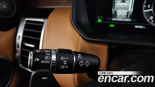 Land Rover Discovery 5 3.0 TD6 HSE Luxury 2018 — фото 36