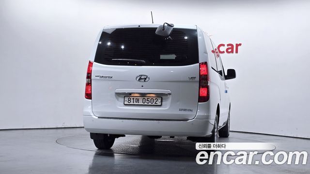 Hyundai Grand Starex Van 5-Seater Smart 2021 — фото 4