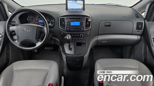 Hyundai Grand Starex Van 5-Seater Smart 2021 — фото 18