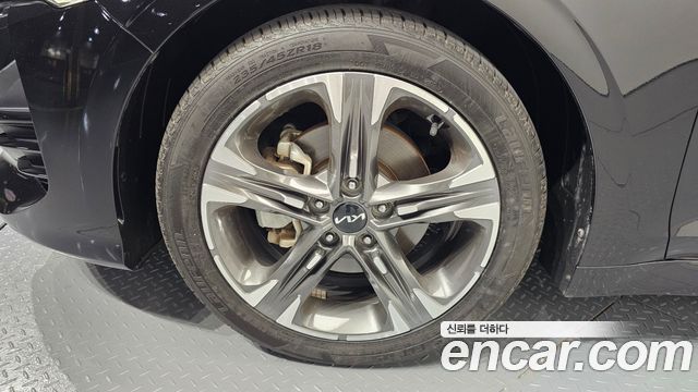 Kia K5 (III) 2.0 Prestige 2022 — фото 5