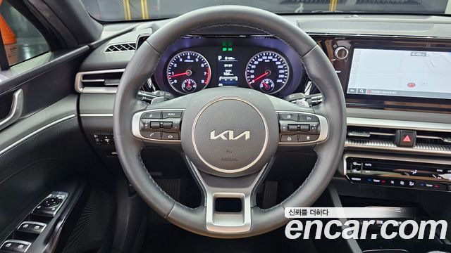 Kia K5 (III) 2.0 Prestige 2022 — фото 13