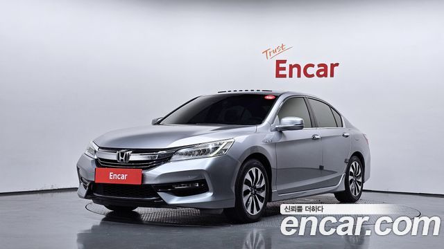 Honda Accord 2.0 Hybrid 9th
