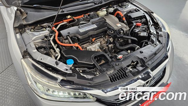 Honda Accord 2.0 Hybrid 9th 2017 — фото 6