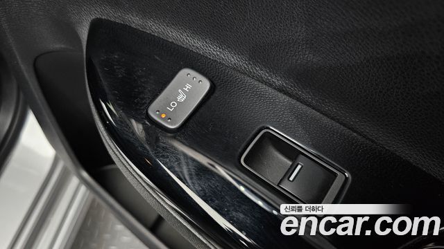 Honda Accord 2.0 Hybrid 9th 2017 — фото 16