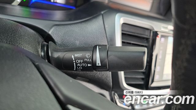 Honda Accord 2.0 Hybrid 9th 2017 — фото 27