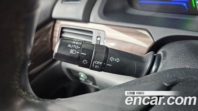 Honda Accord 2.0 Hybrid 9th 2017 — фото 29