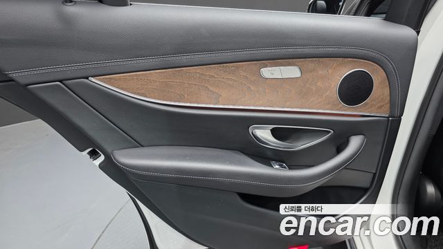 Mercedes-Benz E-Class (W213) E250 Exclusive 2022 — фото 31