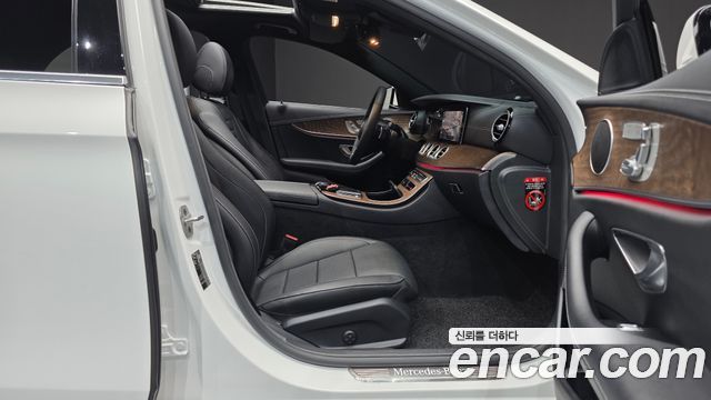 Mercedes-Benz E-Class (W213) E250 Exclusive 2022 — фото 32