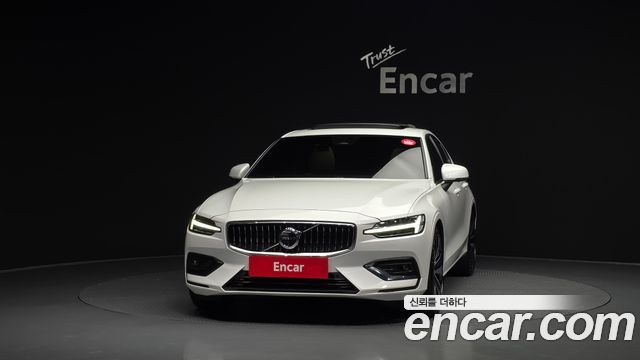Volvo S60 (III) B5 Ultimate Bright 2024 — фото 3