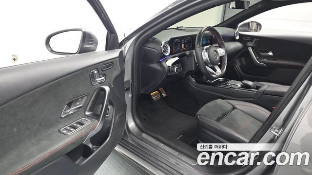 Mercedes-Benz A-Class (W177) A250 4MATIC Sedan 2023 — фото 10
