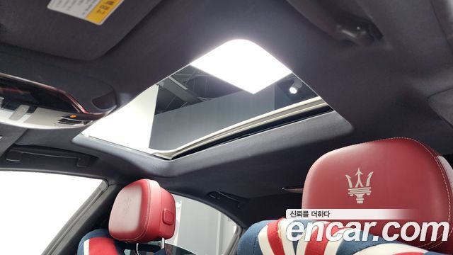 Maserati Ghibli 3.0 Diesel GranLusso 3rd 2018 — фото 17