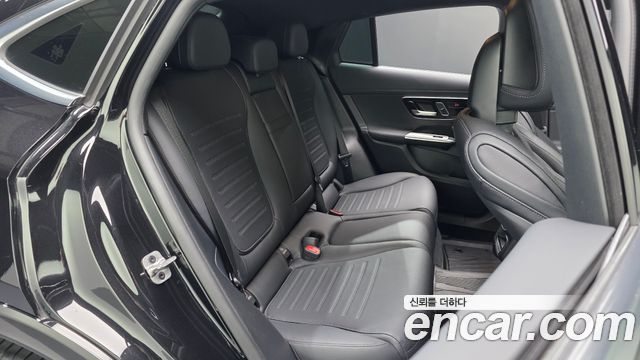 Mercedes-Benz GLC-Class (X254) GLC300 4MATIC Coupe 2025 — фото 15