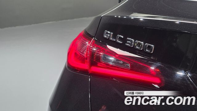 Mercedes-Benz GLC-Class (X254) GLC300 4MATIC Coupe 2025 — фото 29