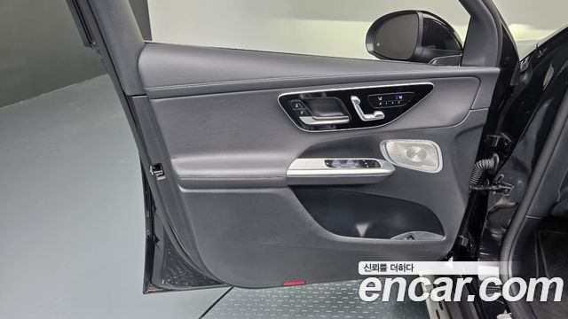 Mercedes-Benz GLC-Class (X254) GLC300 4MATIC Coupe 2025 — фото 30