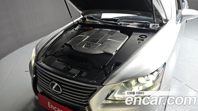 Lexus LS600hL 5-Seats Ottoman XF40 2014 — фото 6