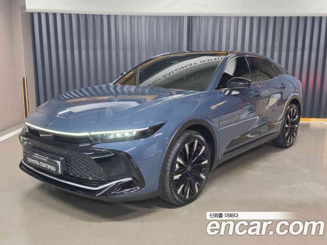 Toyota Crown Crossover 2.4 4WD Dual Boost HYbrid 2026 — фото 1