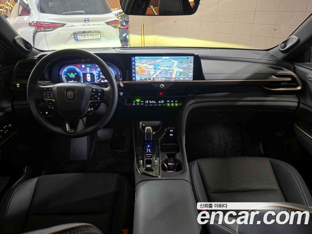 Toyota Crown Crossover 2.4 4WD Dual Boost HYbrid 2026 — фото 7