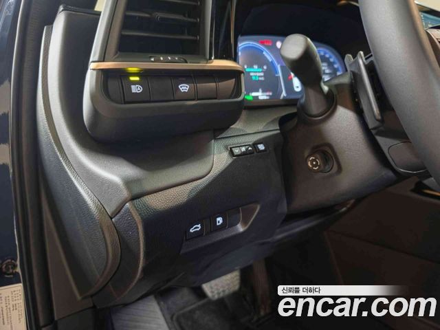 Toyota Crown Crossover 2.4 4WD Dual Boost HYbrid 2026 — фото 17